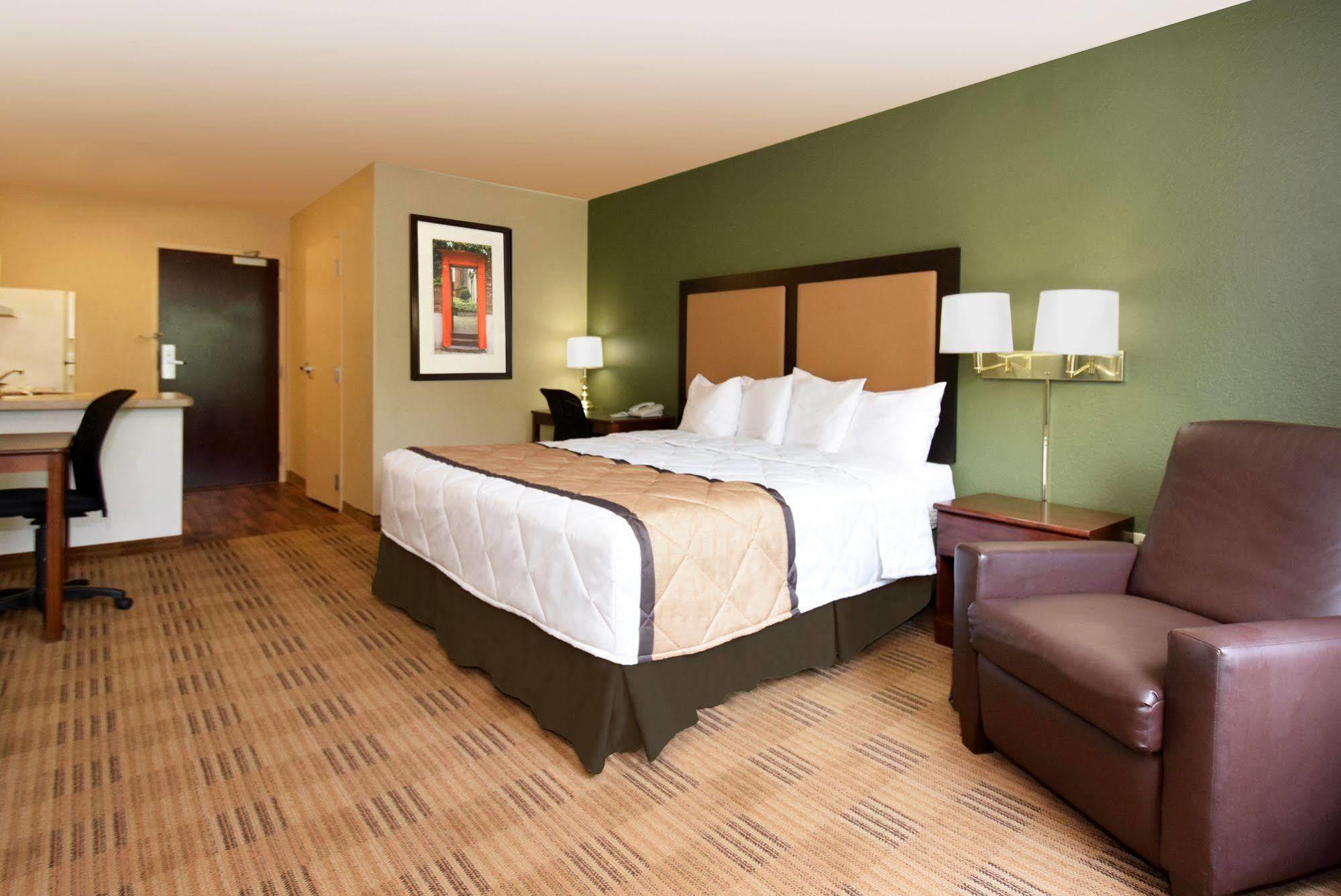 Extended Stay America Select Suites - Orlando - Maitland - 1760 Pembrook Dr Altamonte Springs Exterior foto